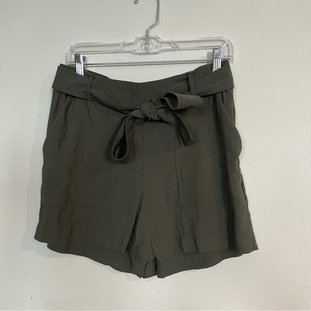 A New Day-Women's High-Rise Pleat Front Shorts - Olive, Size: M